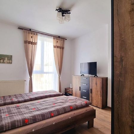 Apartament Dabe Hd Hunedoara Exterior photo