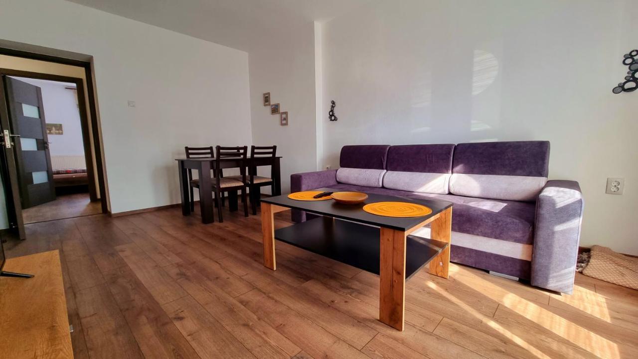Apartament Dabe Hd Hunedoara Exterior photo
