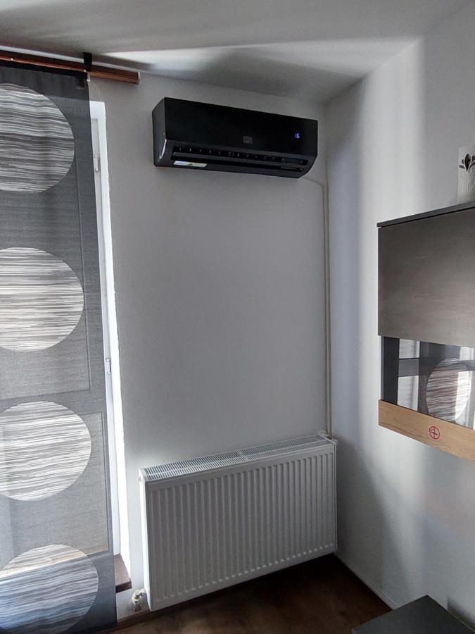 Apartament Dabe Hd Hunedoara Exterior photo